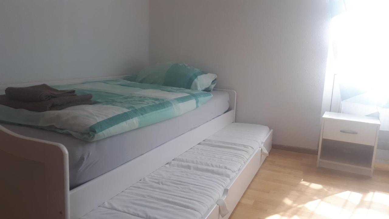 Gute Laune Mit Terrasse Und Garten Zentral FDH 외부 사진